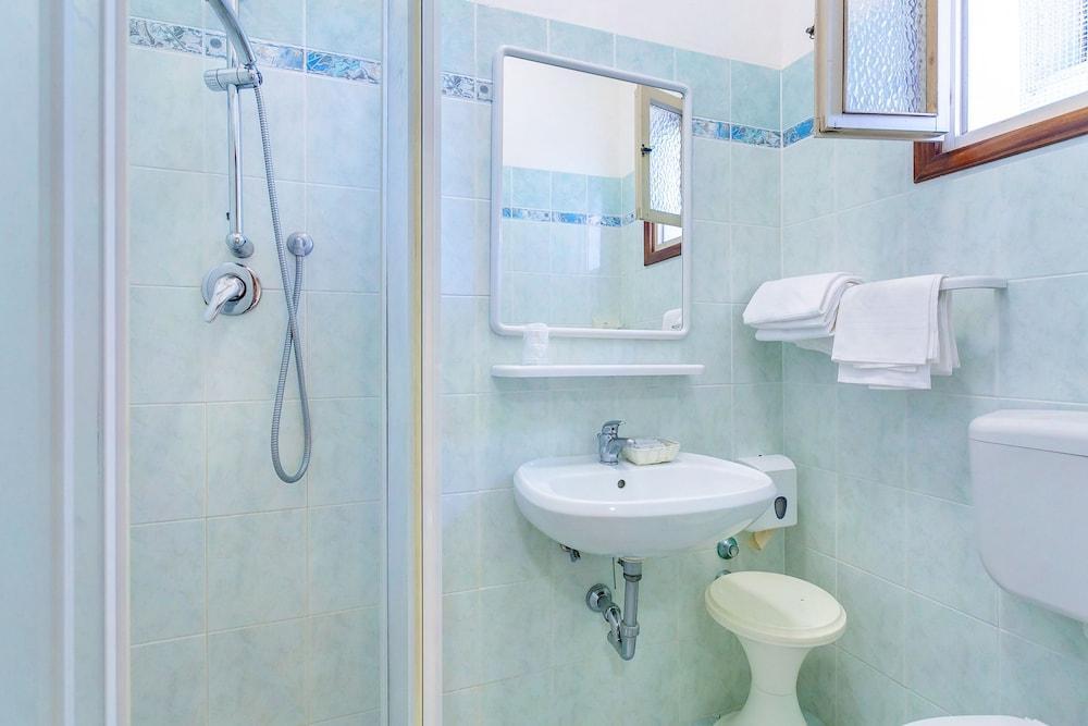 Hotel Canova Lido di Jesolo Ngoại thất bức ảnh
