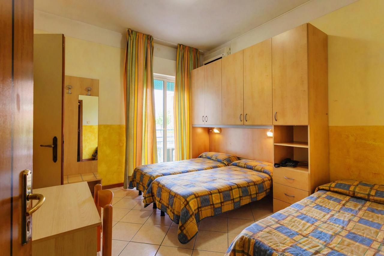 Hotel Canova Lido di Jesolo Ngoại thất bức ảnh