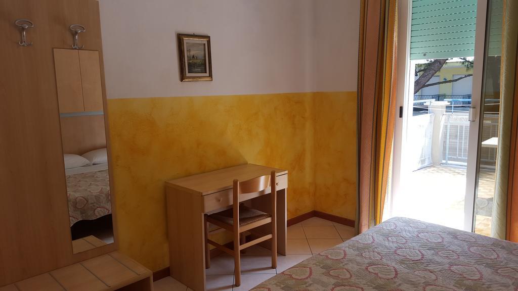 Hotel Canova Lido di Jesolo Ngoại thất bức ảnh