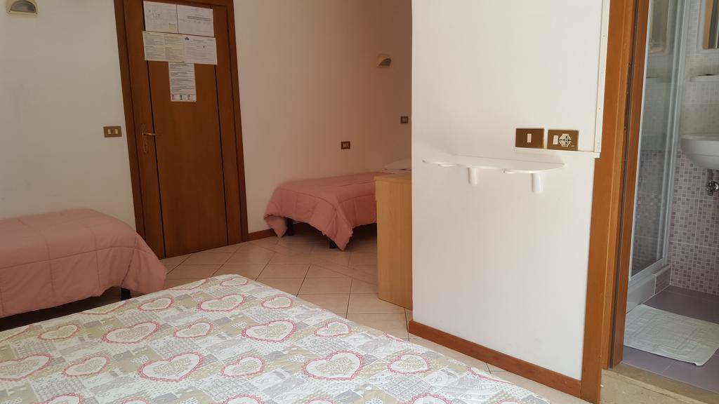 Hotel Canova Lido di Jesolo Ngoại thất bức ảnh