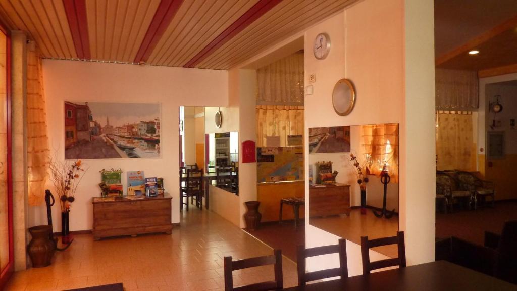 Hotel Canova Lido di Jesolo Ngoại thất bức ảnh