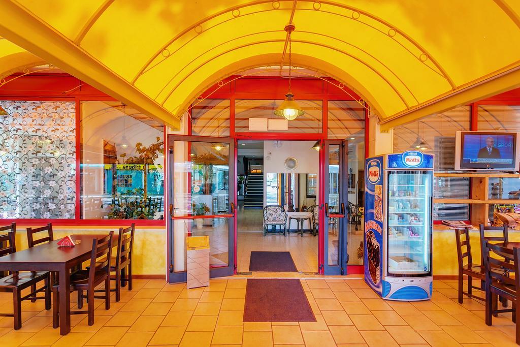 Hotel Canova Lido di Jesolo Ngoại thất bức ảnh